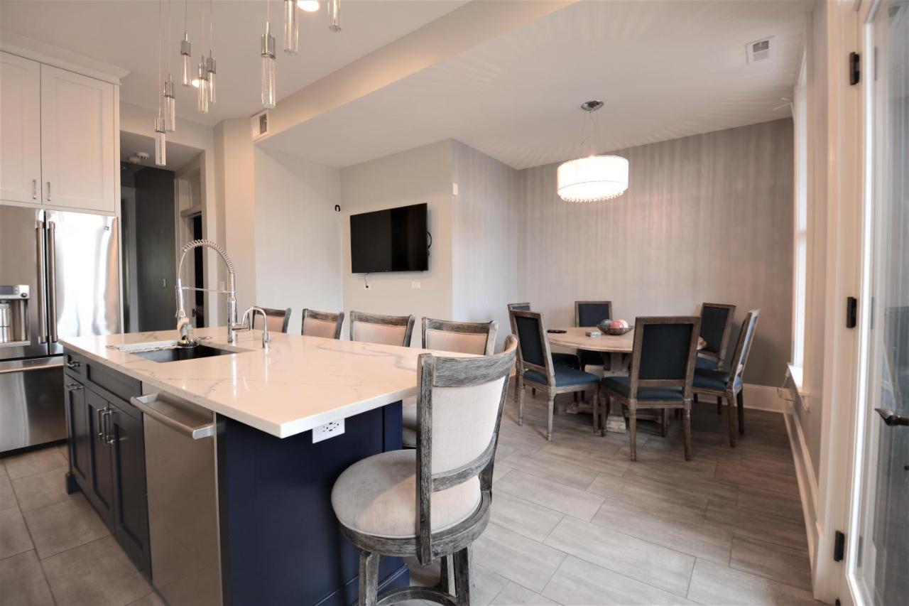 Penthouse Level, Stunning Wrigley Stay Chicago Buitenkant foto
